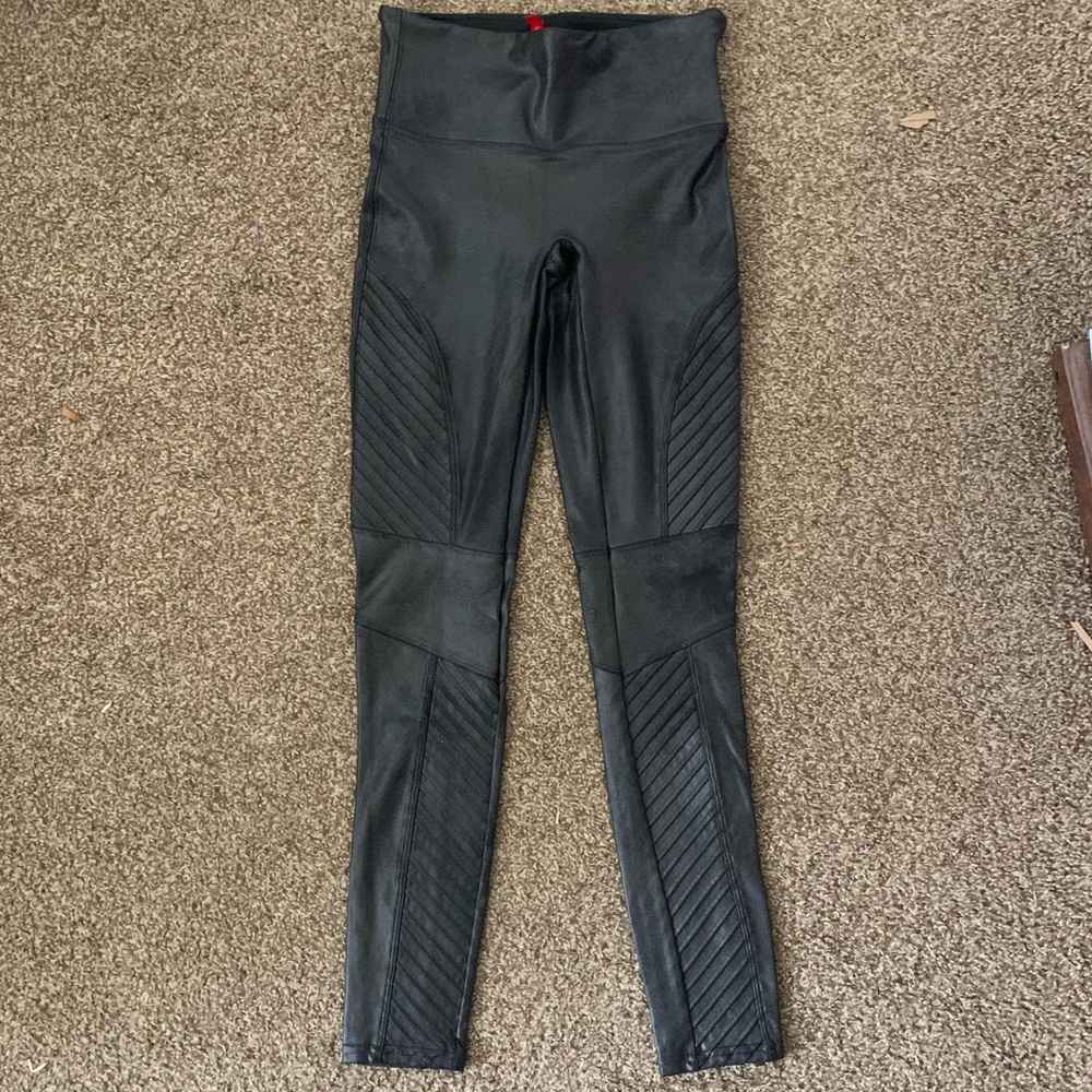 Spanx Faux Leather Motto Leggings size Small